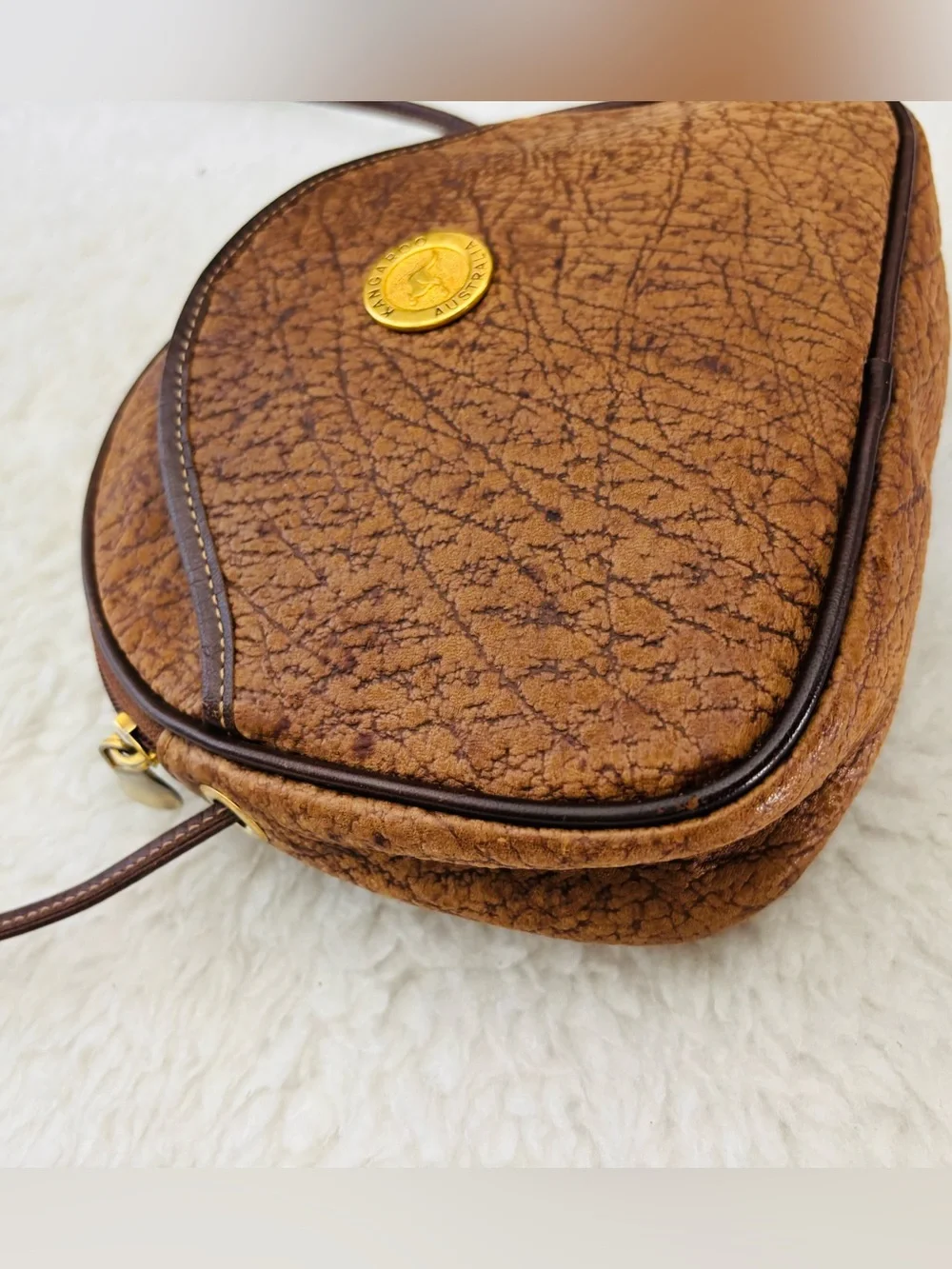 Kangaroo Australia Genuine Brown Leather Small Shoulder Bag 7.5”x7”x2”